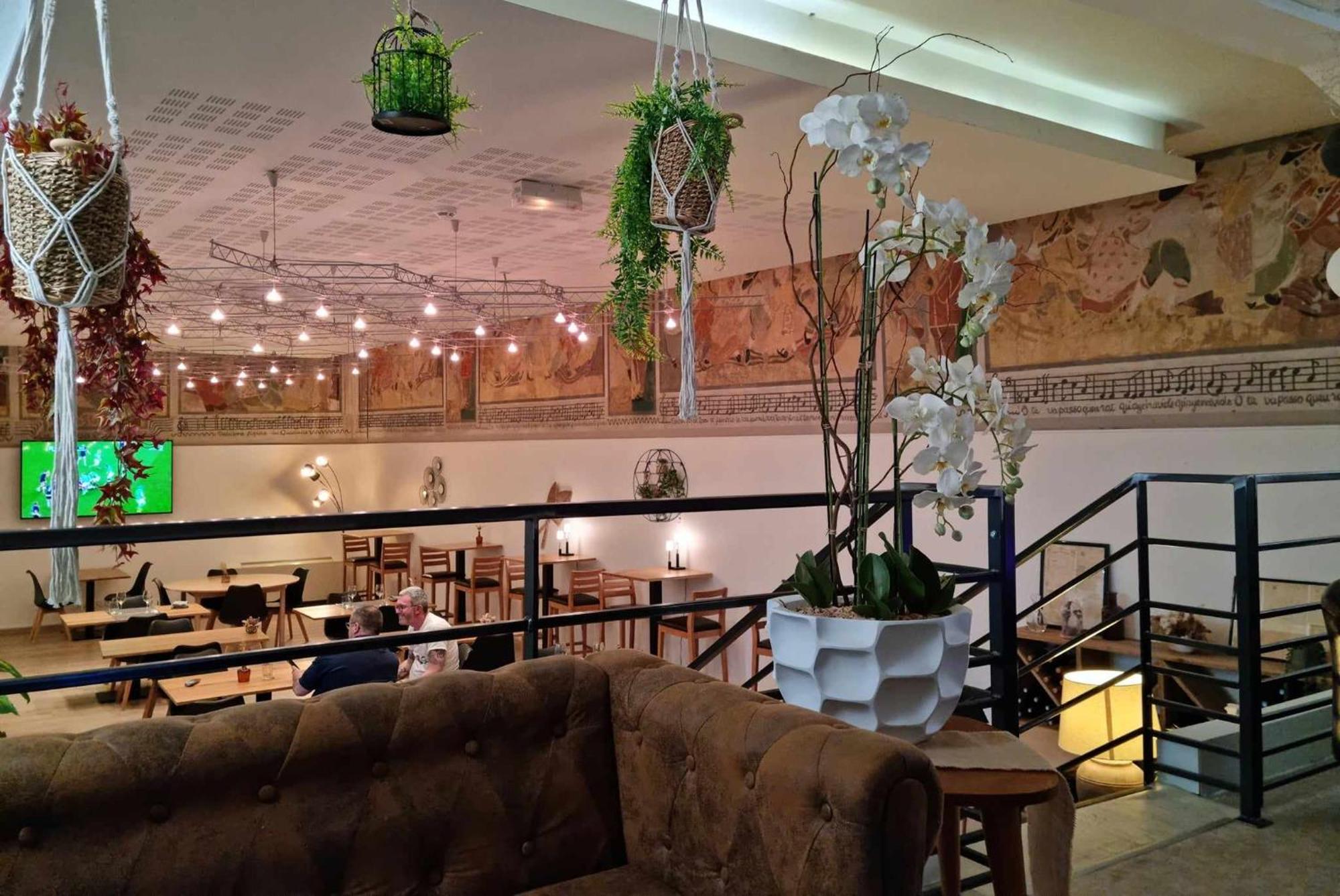 Logis Hotel Schaeffer- Restaurant Le Saint Georges Serrieres  Экстерьер фото