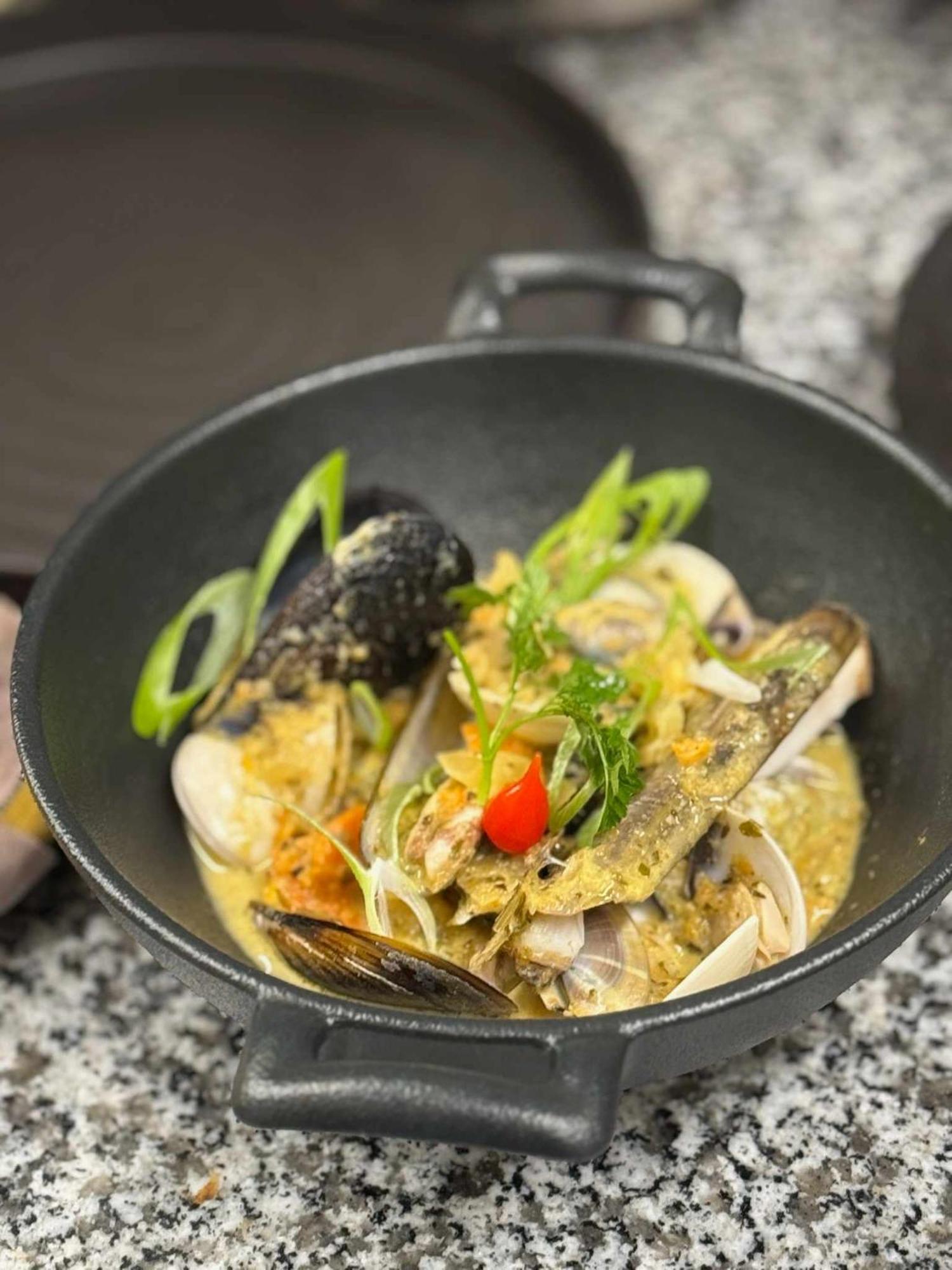 Logis Hotel Schaeffer- Restaurant Le Saint Georges Serrieres  Экстерьер фото