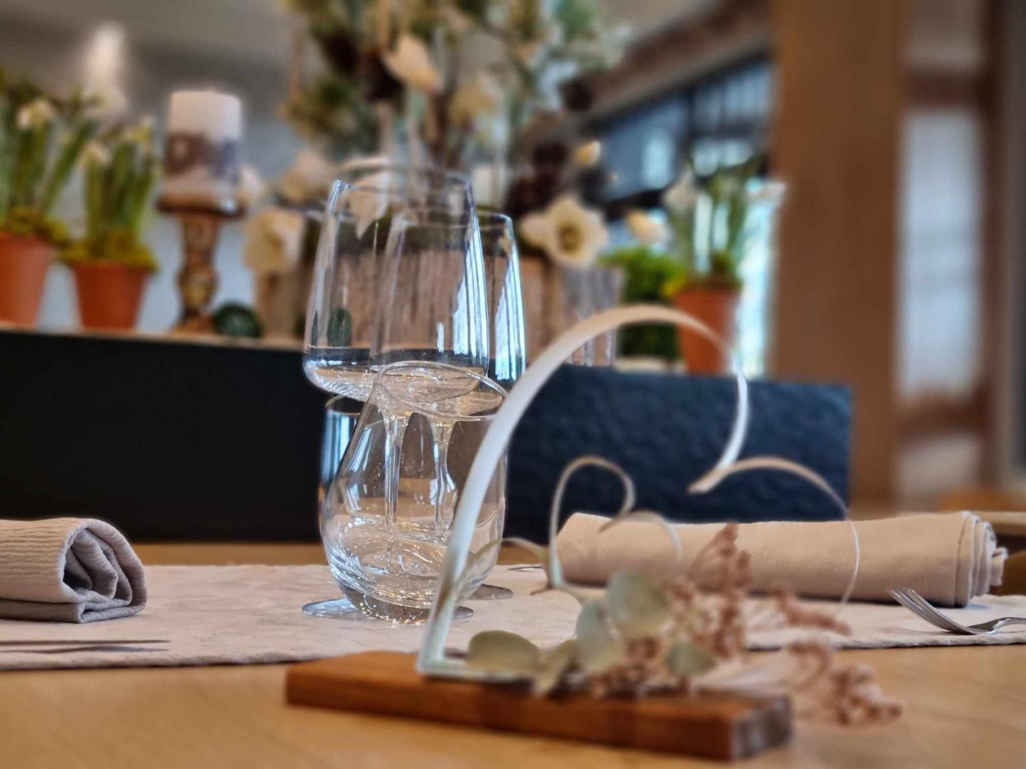 Logis Hotel Schaeffer- Restaurant Le Saint Georges Serrieres  Экстерьер фото